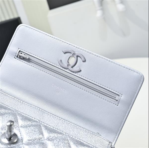 2026127205129829 560